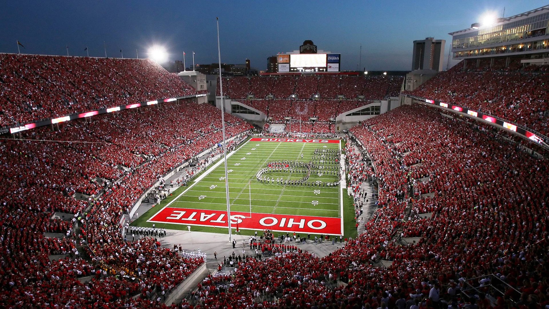 英超赛季中的心理健康关注，英超联赛观众