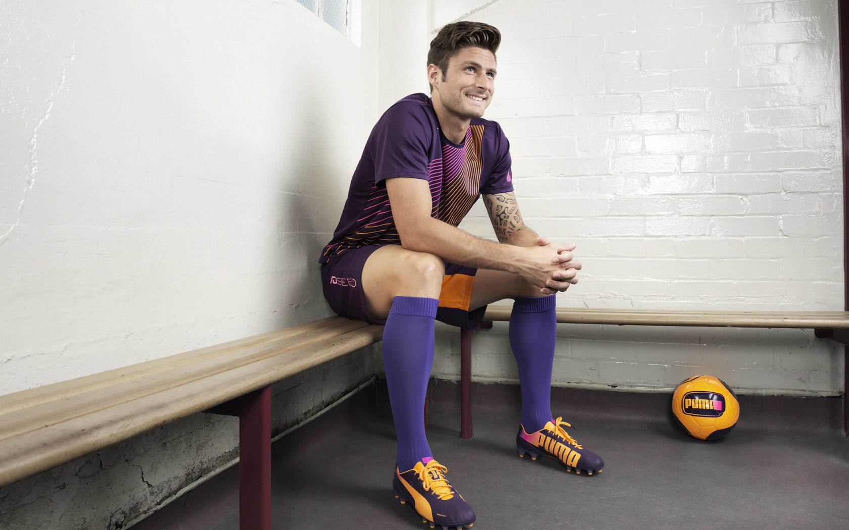 国际媒体联盟成立，赛事报道标准化推进，国际媒体组织